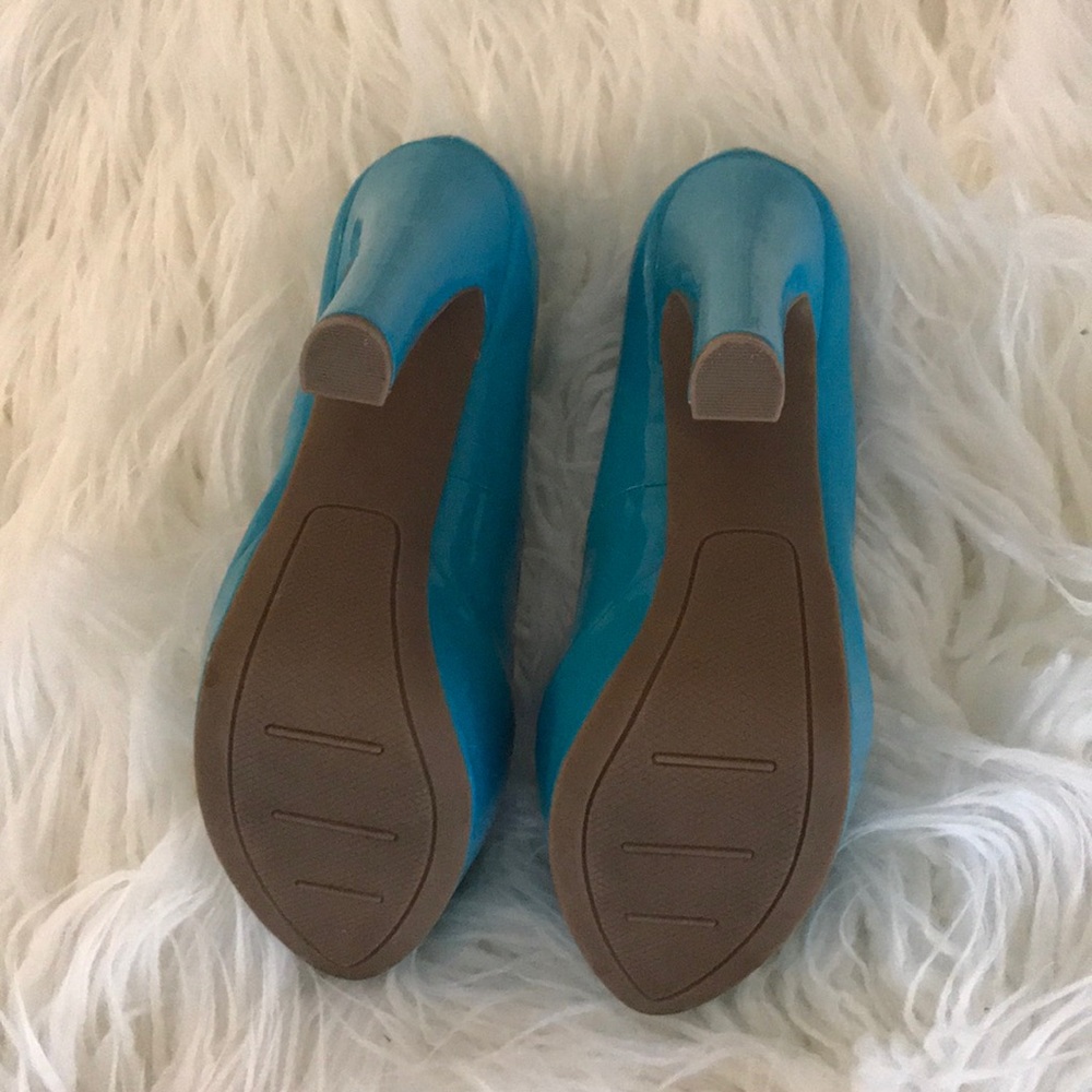 Blue Heels - Picture 3 of 3